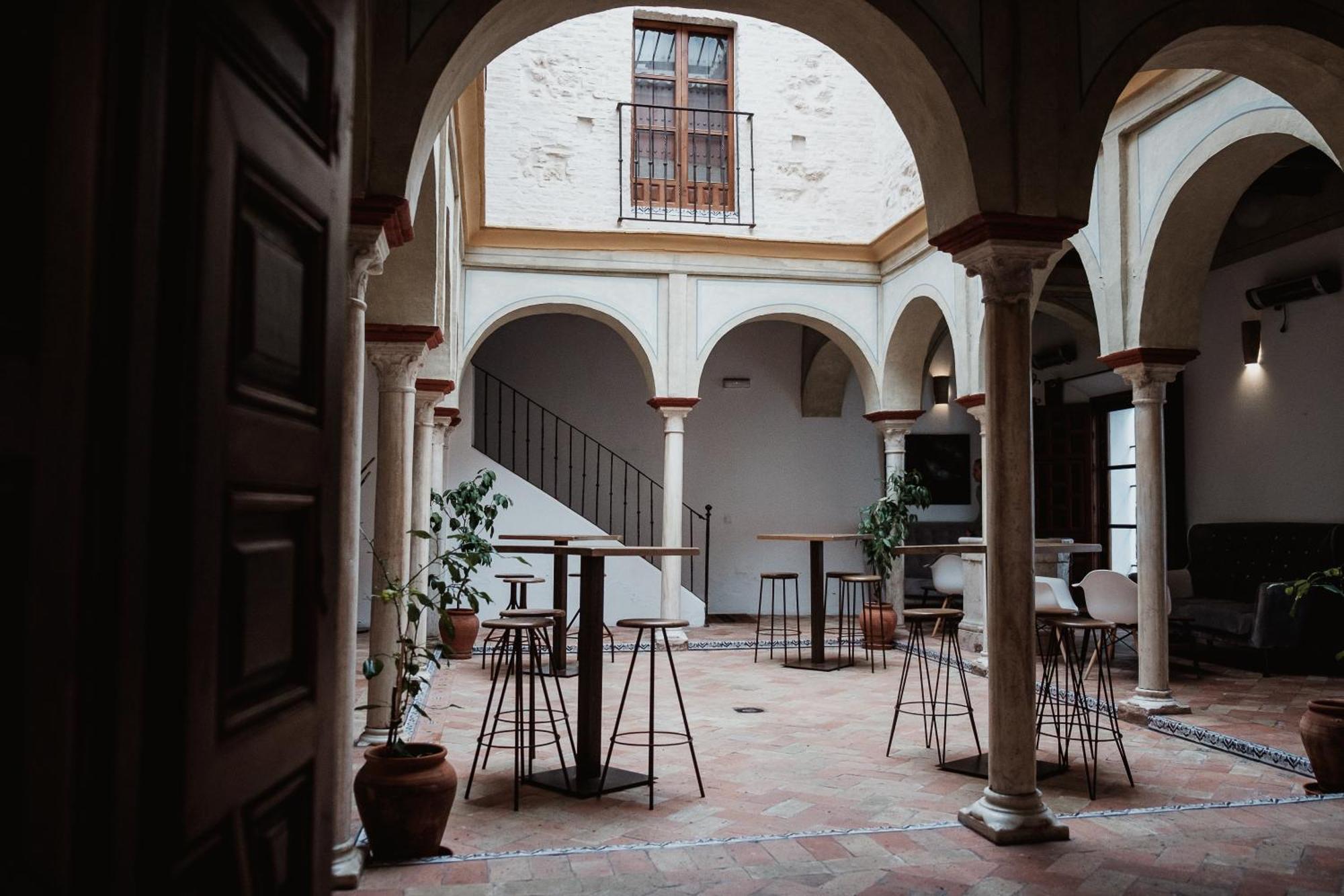 Hostal Cafe Frenteabastos Carmona  Exteriér fotografie