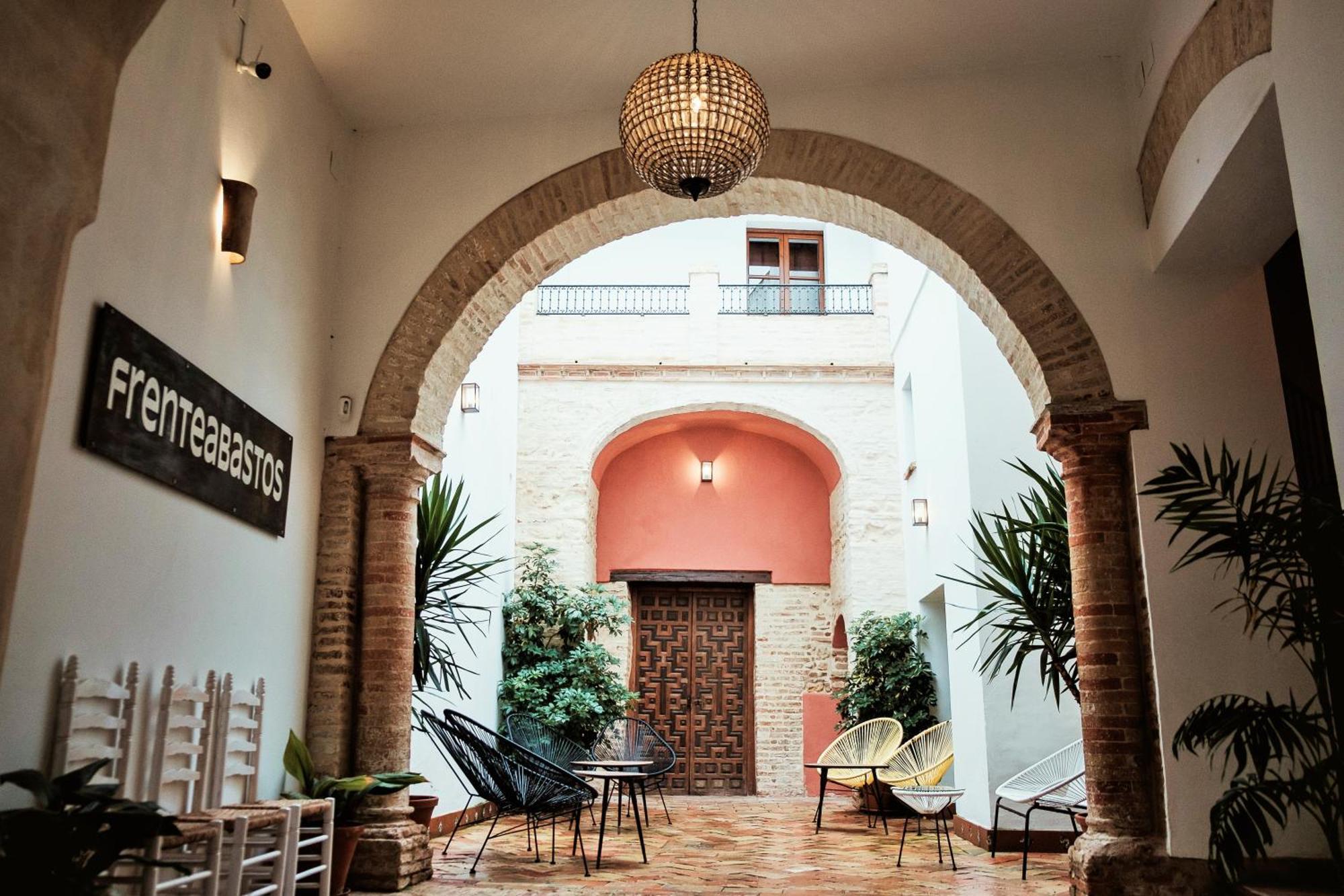 Hostal Cafe Frenteabastos Carmona  Exteriér fotografie
