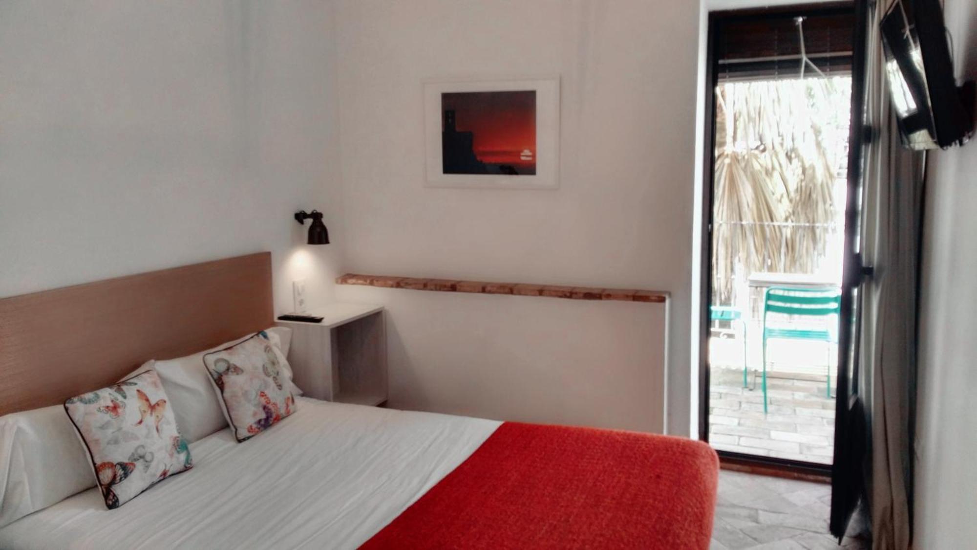 Hostal Cafe Frenteabastos Carmona  Exteriér fotografie