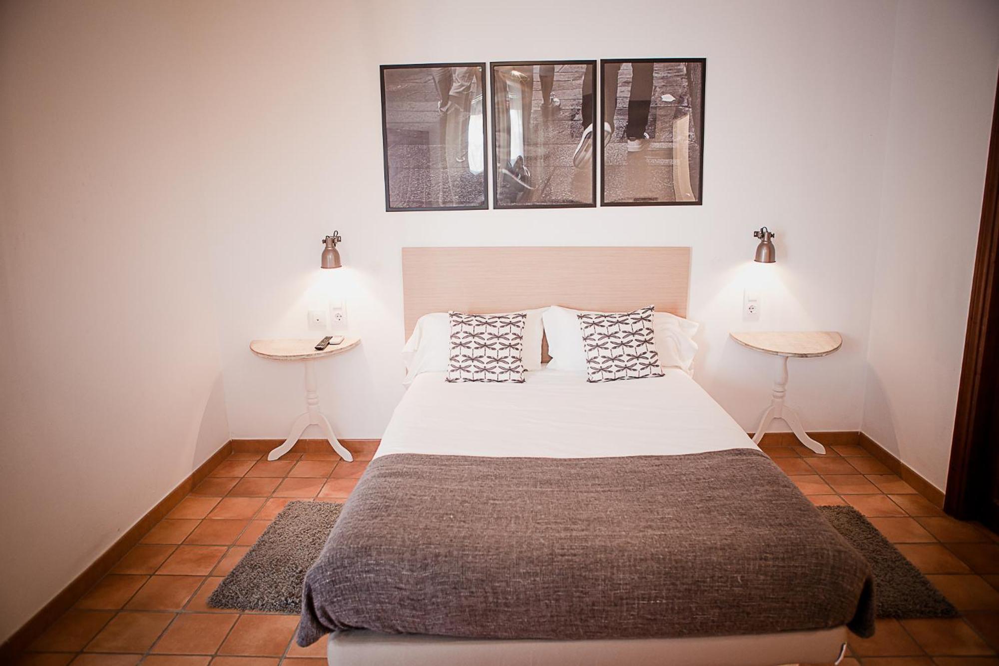 Hostal Cafe Frenteabastos Carmona  Exteriér fotografie